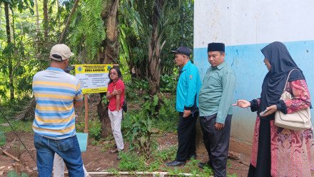 Album : PENGEBORAN SARANA AIR BERSIH 100 PERSEN